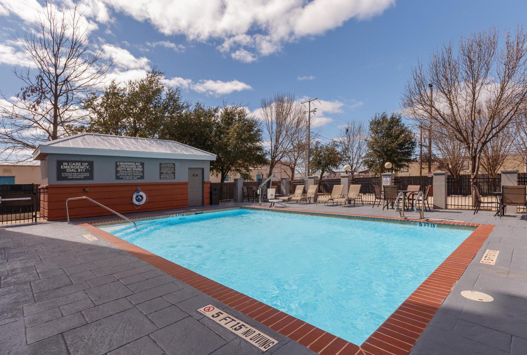Candlewood Suites San Marcos By Ihg Εξωτερικό φωτογραφία