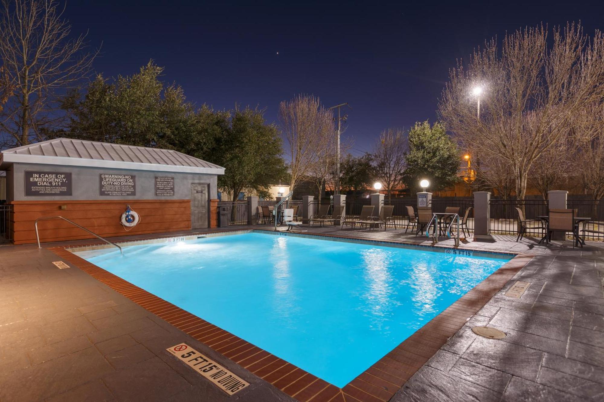 Candlewood Suites San Marcos By Ihg Εξωτερικό φωτογραφία